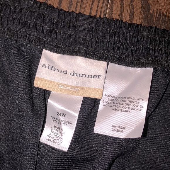 Alfred Dunner black pants elastic waistband size 24W - Picture 4 of 5